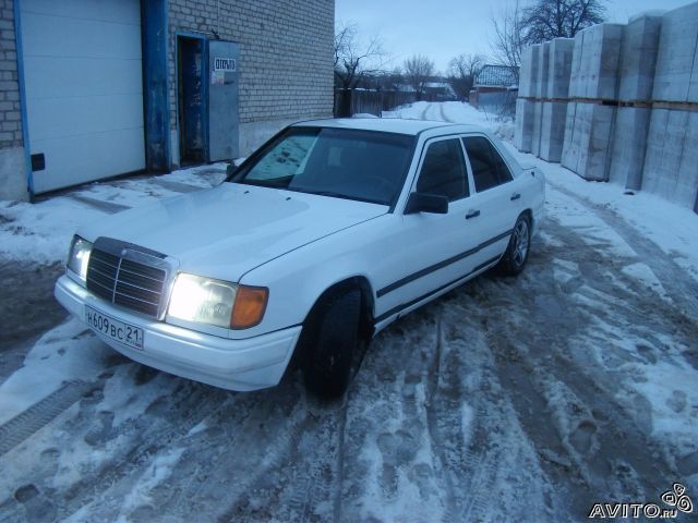 Фото - Mercedes W124, 1989